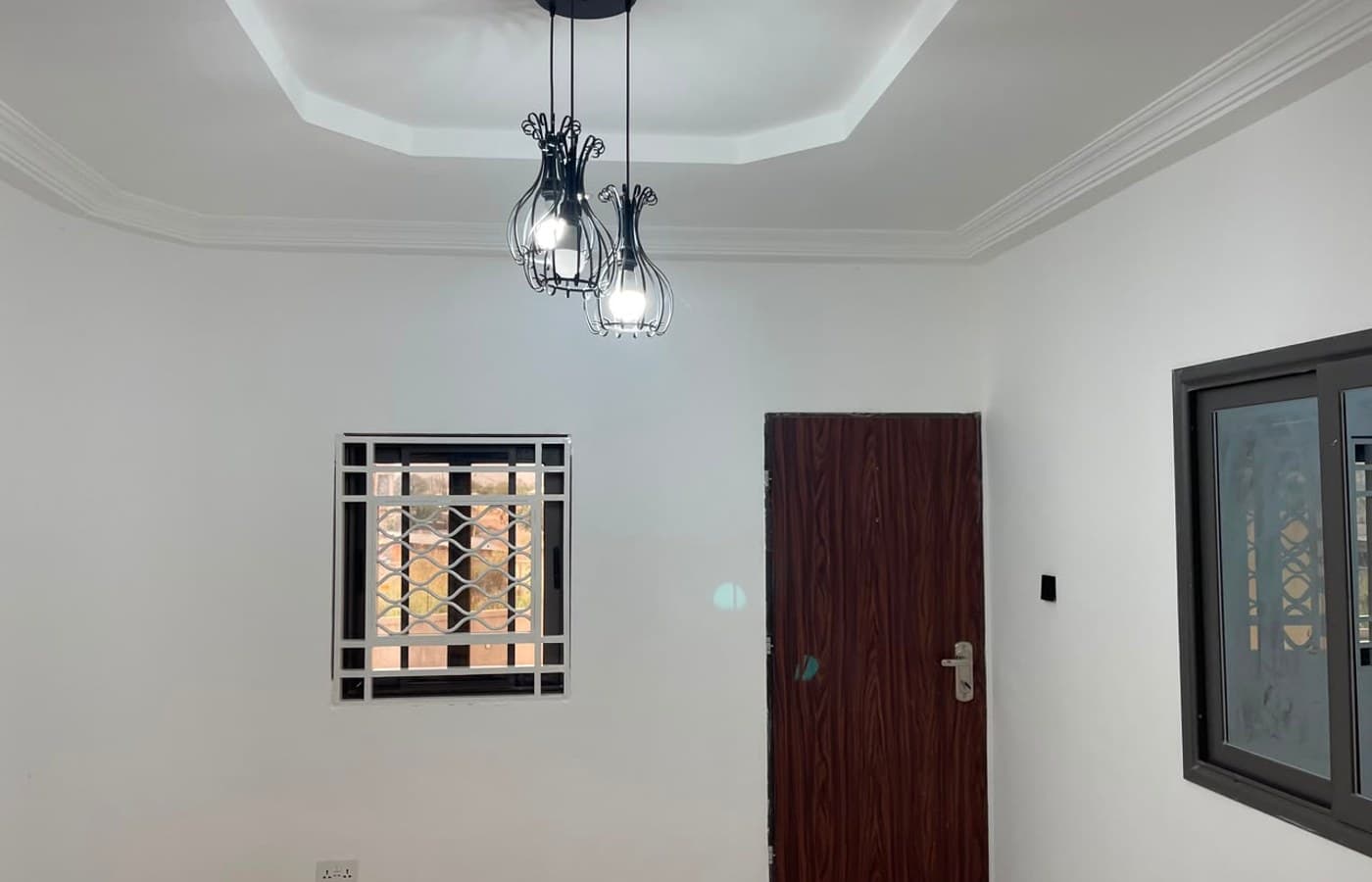 Open-Plan Hall & Chandelier